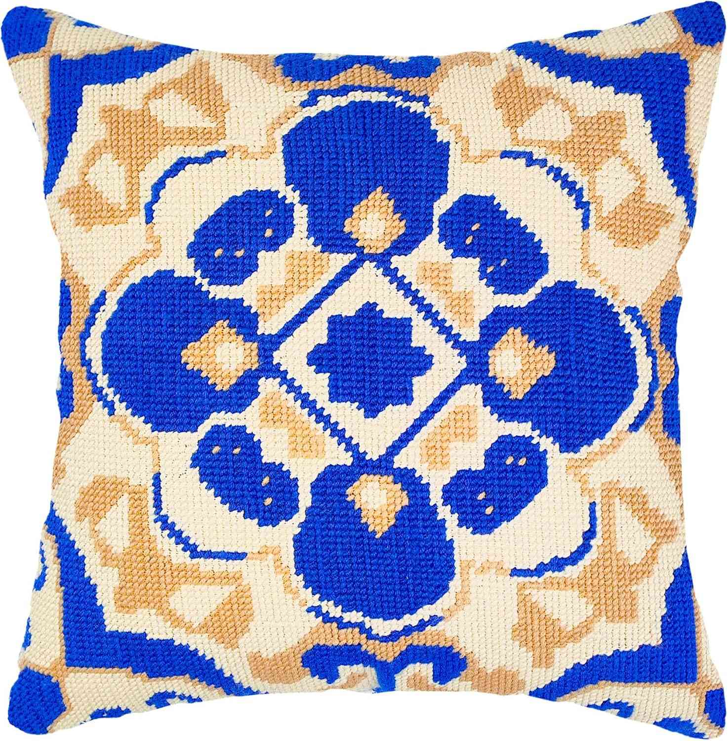 Needlepoint Pillow Kit - Vintage Pattern
