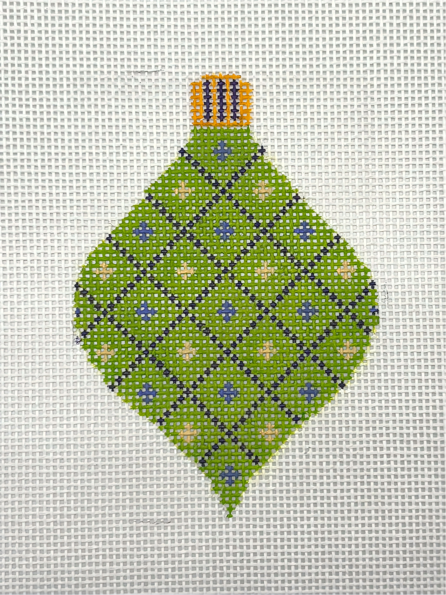 Green Diamond-Shaped Christmas Ornament