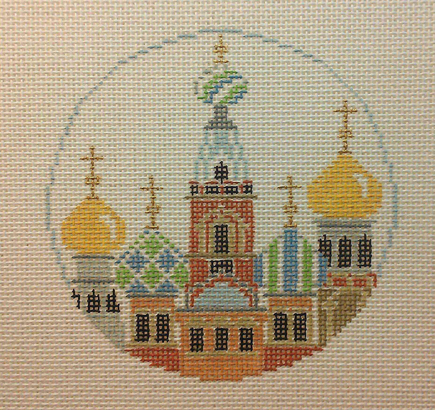 Travel Round - St. Petersburg, Russia