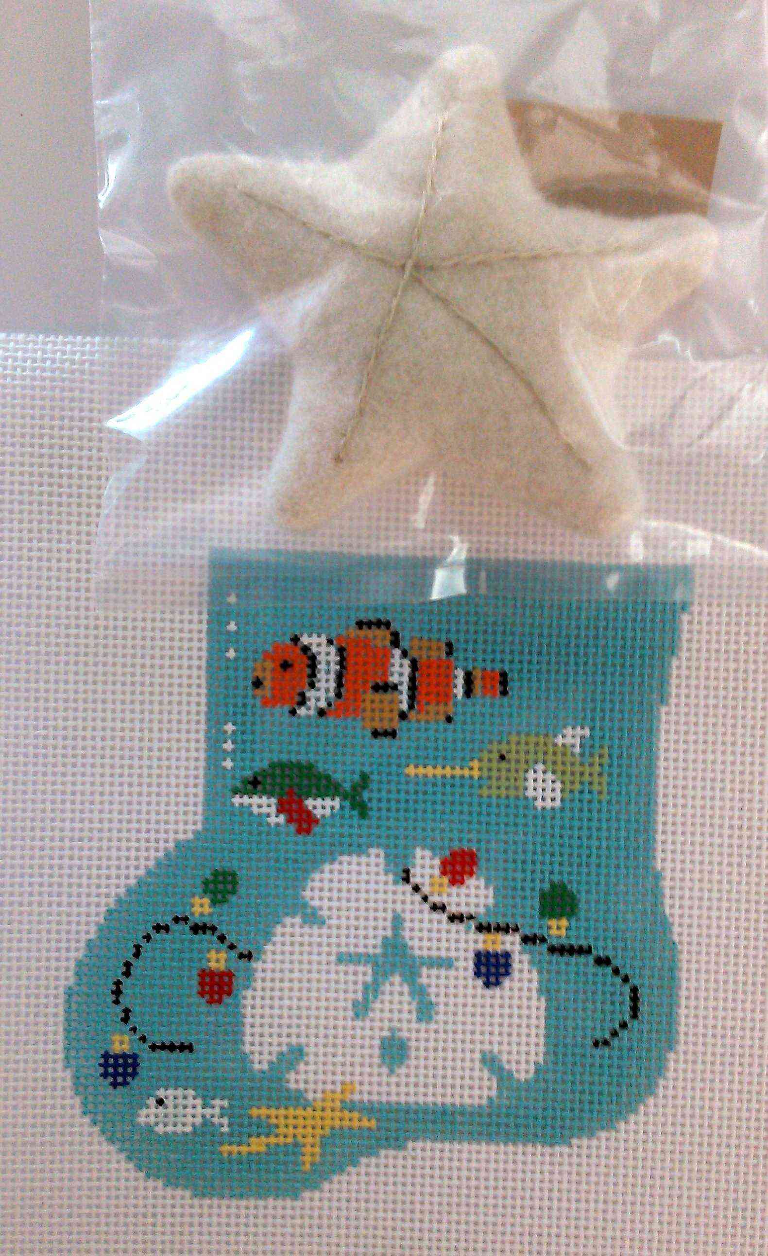 Mini-sock with Insert - Sand Dollar with Starfish