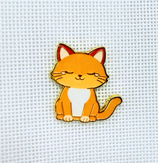Cute cat - needle minder