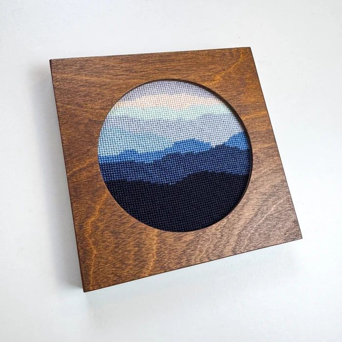 Square Wooden Frame for 4" Rounds - Caramel Stain